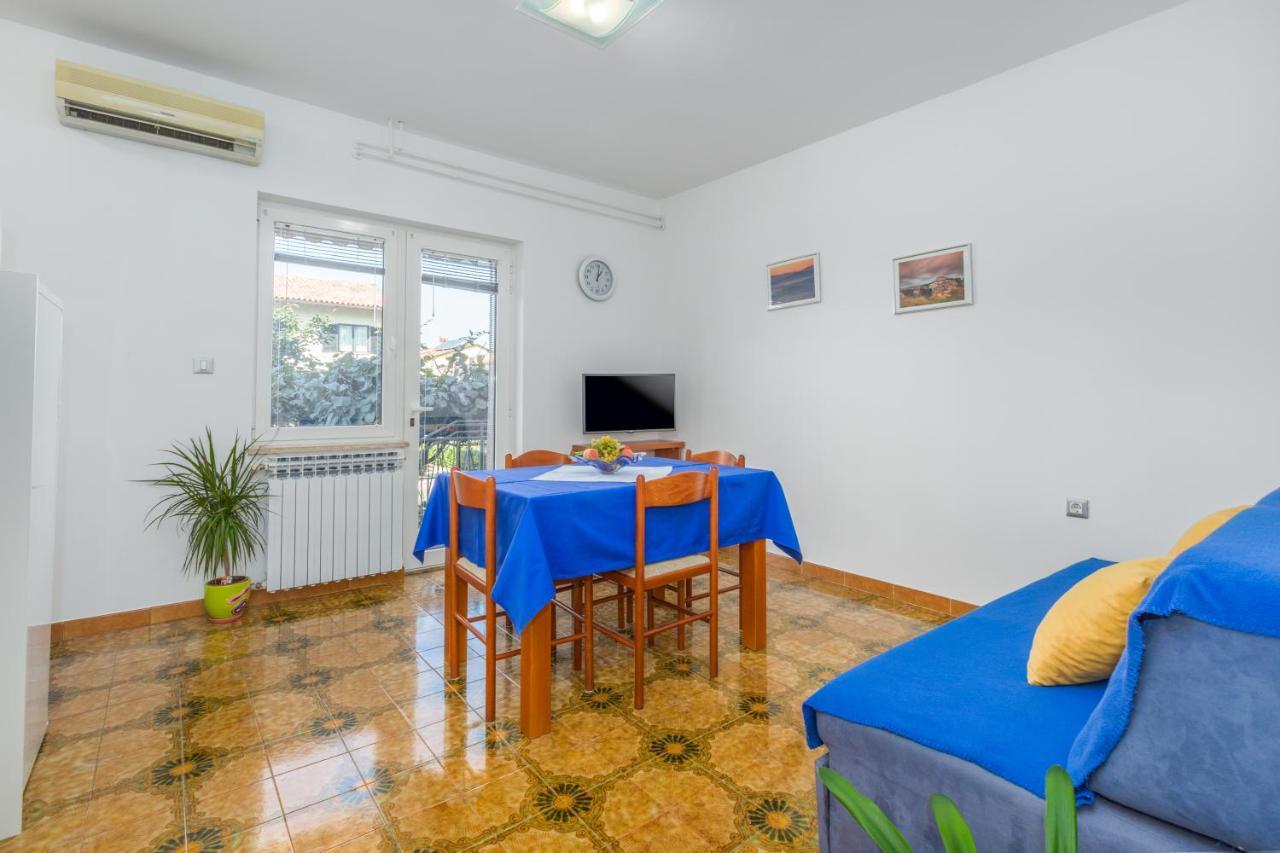 Apartments Maria Πόρετς Εξωτερικό φωτογραφία