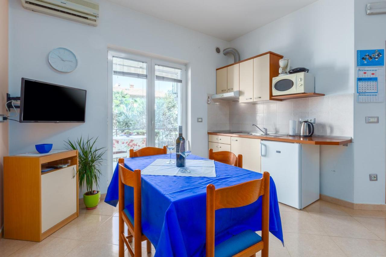 Apartments Maria Πόρετς Εξωτερικό φωτογραφία