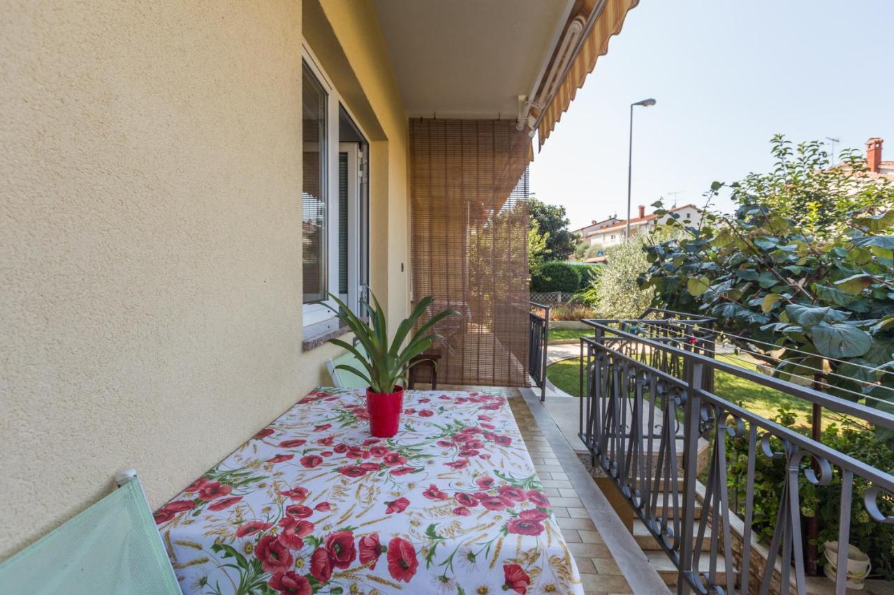 Apartments Maria Πόρετς Εξωτερικό φωτογραφία
