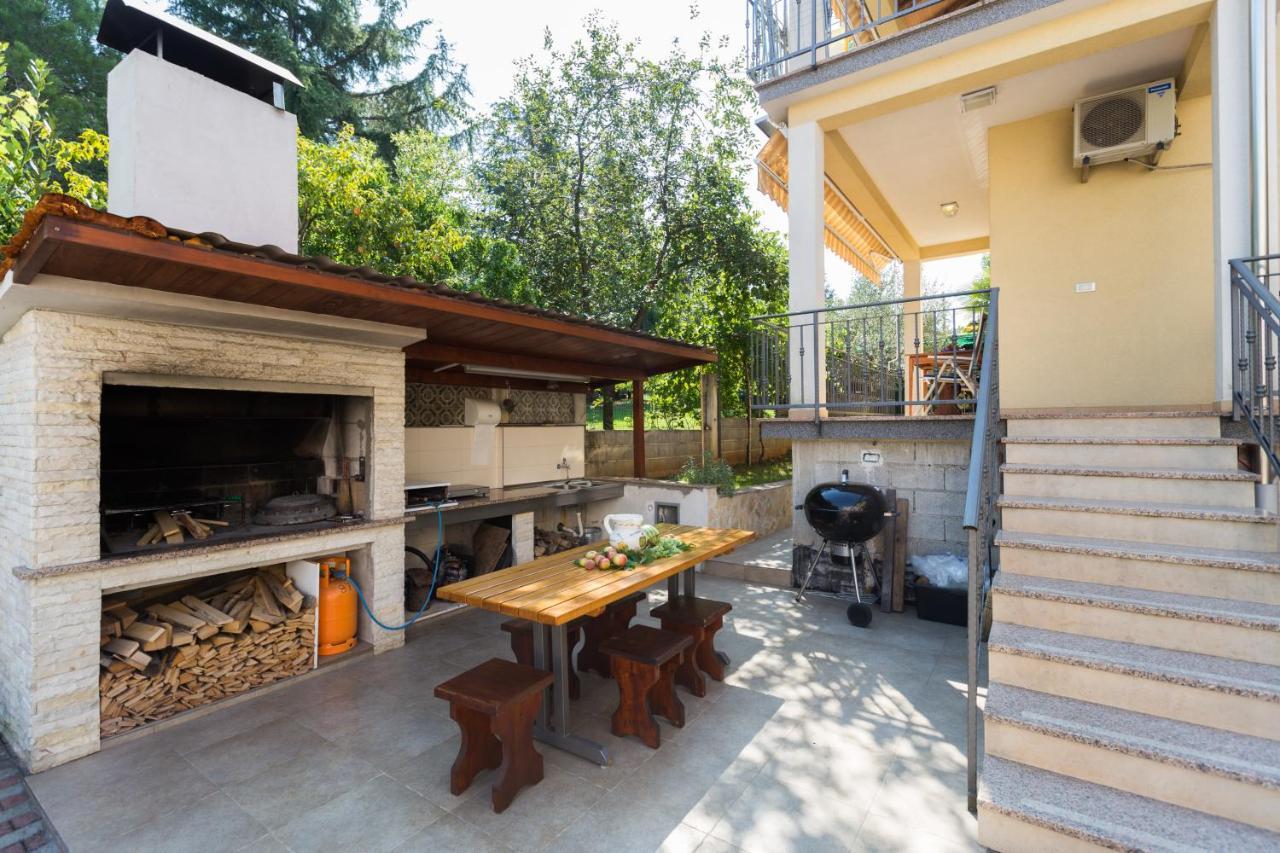 Apartments Maria Πόρετς Εξωτερικό φωτογραφία