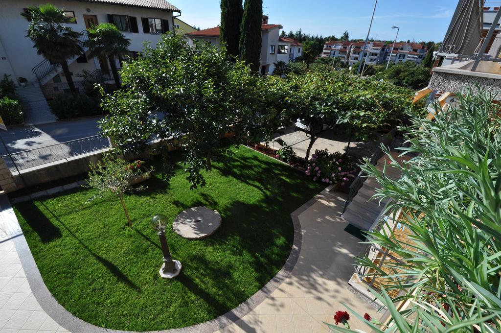 Apartments Maria Πόρετς Εξωτερικό φωτογραφία